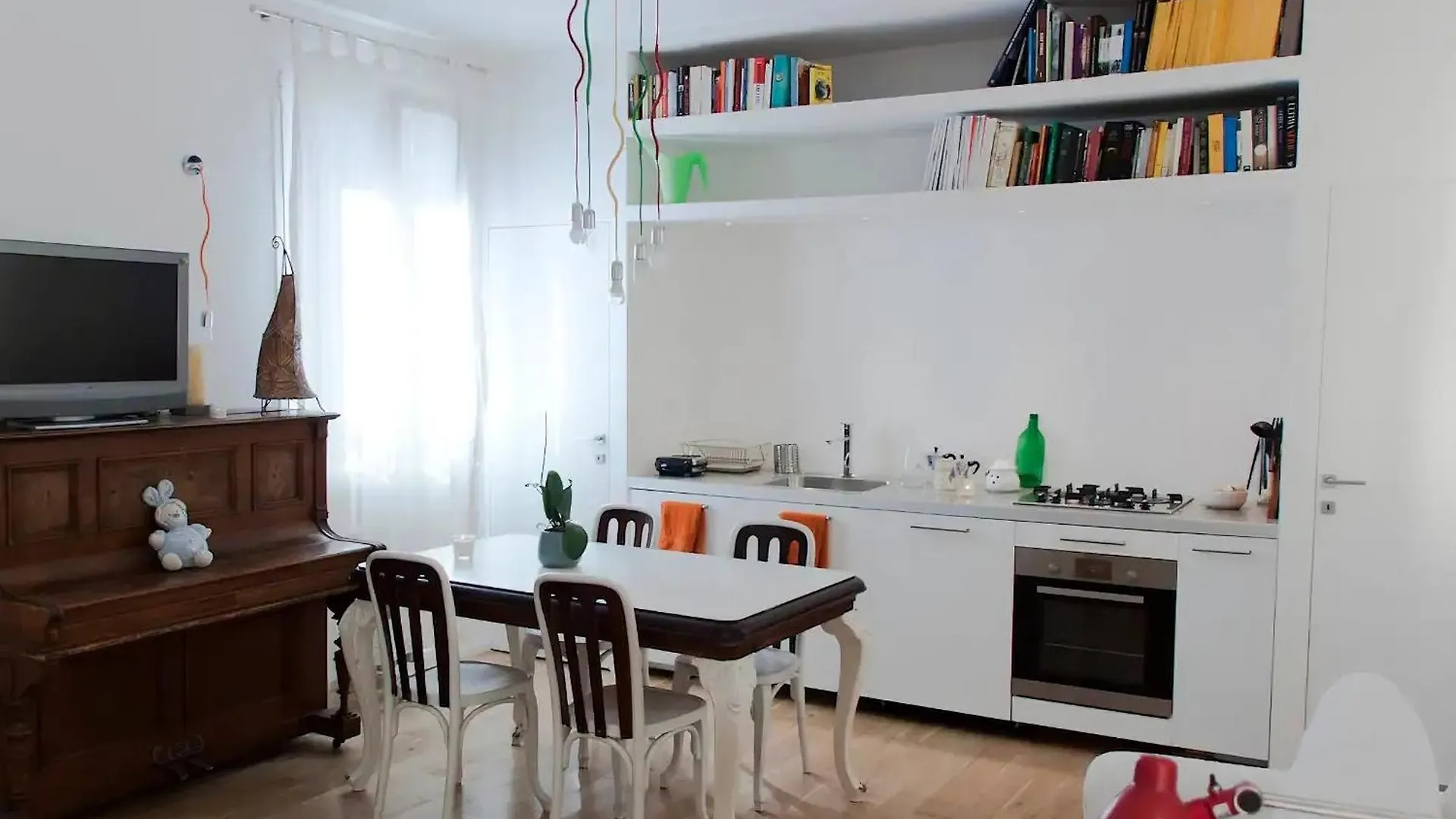 Yr Apartments Milan - Central Station contacts